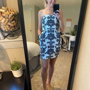 Strapless dress
